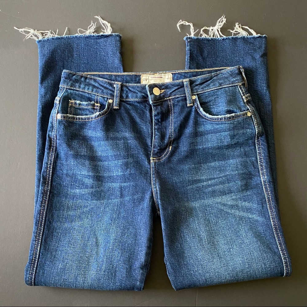 Free People Cropped Raw Hem Jeans 26